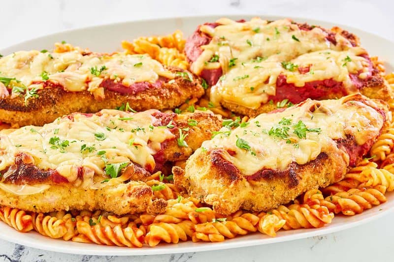 Copycat Olive Garden Chicken Parm: Crispy Restaurant Taste at Home